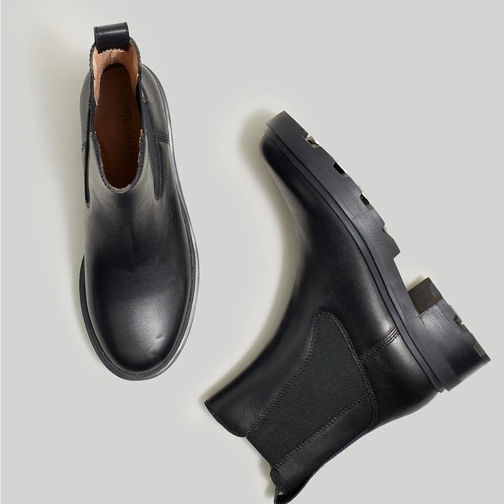 Madewell Lug Sole Chelsea Boots size 8